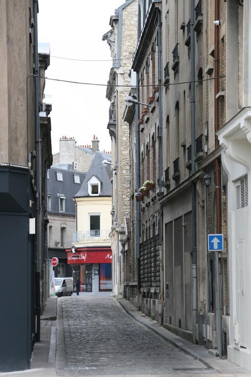 Appartamento Les Berceaux De La Cathedrale Reims Esterno foto